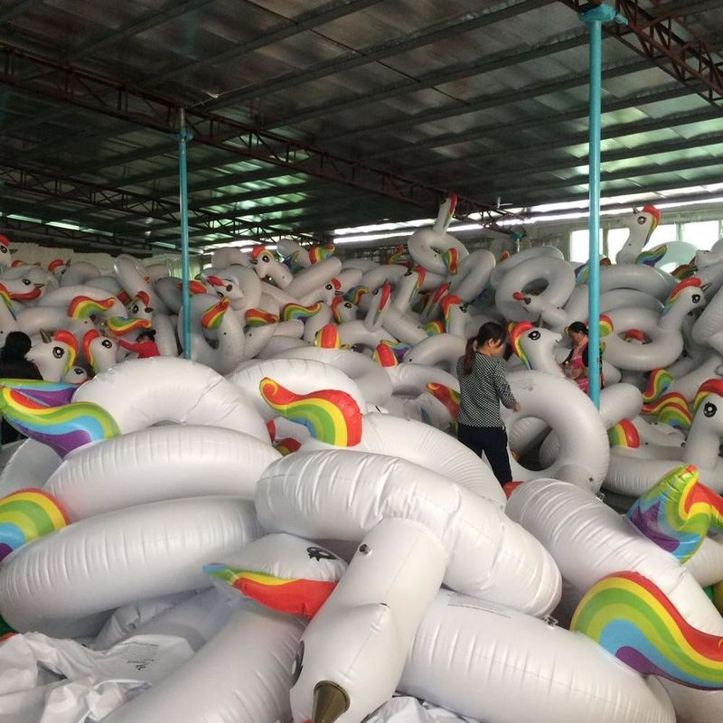 OEM Rijdbaar opblaasbaar zwembad Float Rijd op opblaasbaar eenhoorn zwembad Lounge Toy