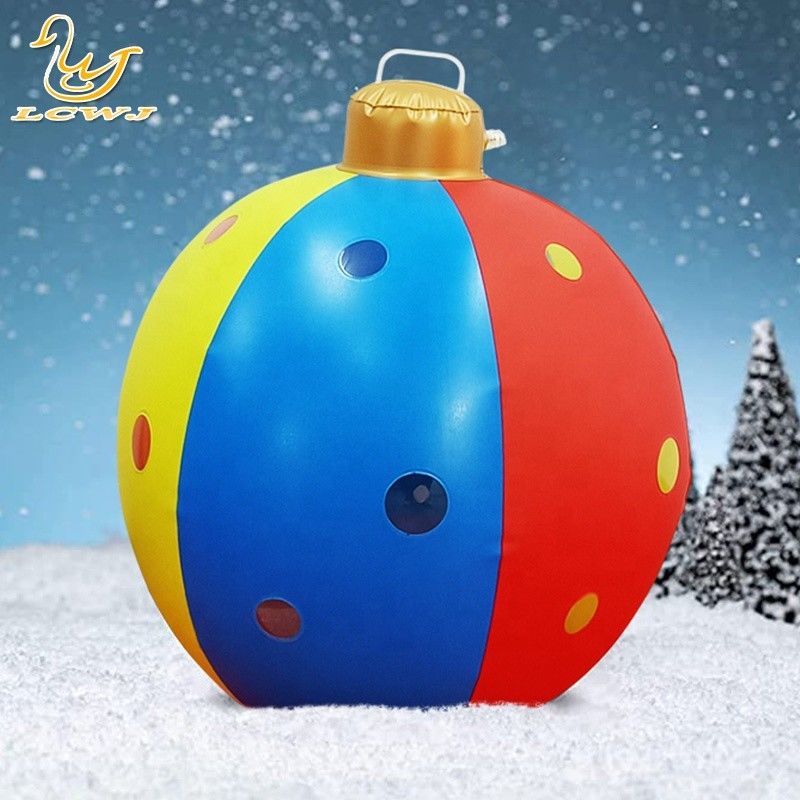 60cm Outdoor opblaasbaar speelgoed ornament versierd PVC opblaasbare kerstballen met licht
