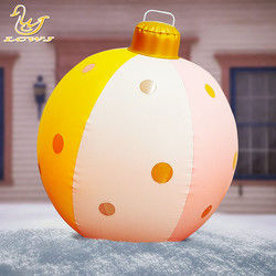 60cm Outdoor opblaasbaar speelgoed ornament versierd PVC opblaasbare kerstballen met licht