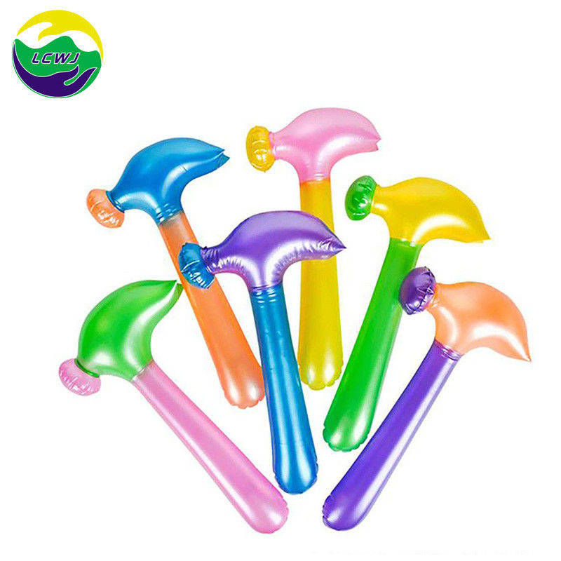 Regenboogkleur 0,5 kg Plastic opblaasbaar speelgoed 0,18 mm opblaasbaar hamer speelgoed